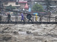Waspada Hujan Lebat! 13 Sungai RI Miliki Aliran Tinggi Capai 3.000 Mm