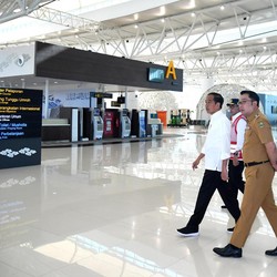 Kertajati, Dulu Bandara 'Hantu' Kini Bikin Jokowi Happy