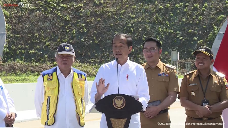 Presiden Jokowi Resmikan Jalan Tol Cileunyi-Sumedang-Dawuan (Cisumdawu), Sumedang, Selasa (11/7/2023). (Tangkapan Layar Youtube Sekretariat Presiden)