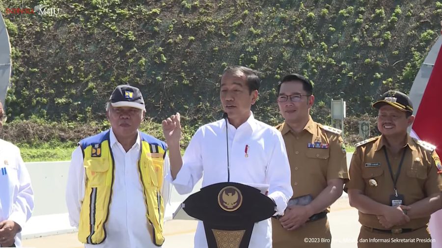 Presiden Jokowi Resmikan Jalan Tol Cileunyi-Sumedang-Dawuan (Cisumdawu), Sumedang, Selasa (11/7/2023). (Tangkapan Layar Youtube Sekretariat Presiden)