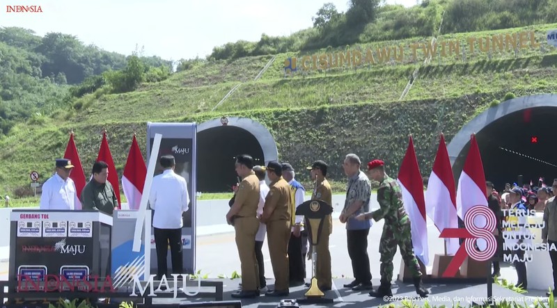 Presiden Jokowi Resmikan Jalan Tol Cileunyi-Sumedang-Dawuan (Cisumdawu), Sumedang, Selasa (11/7/2023). (Tangkapan Layar Youtube Sekretariat Presiden)