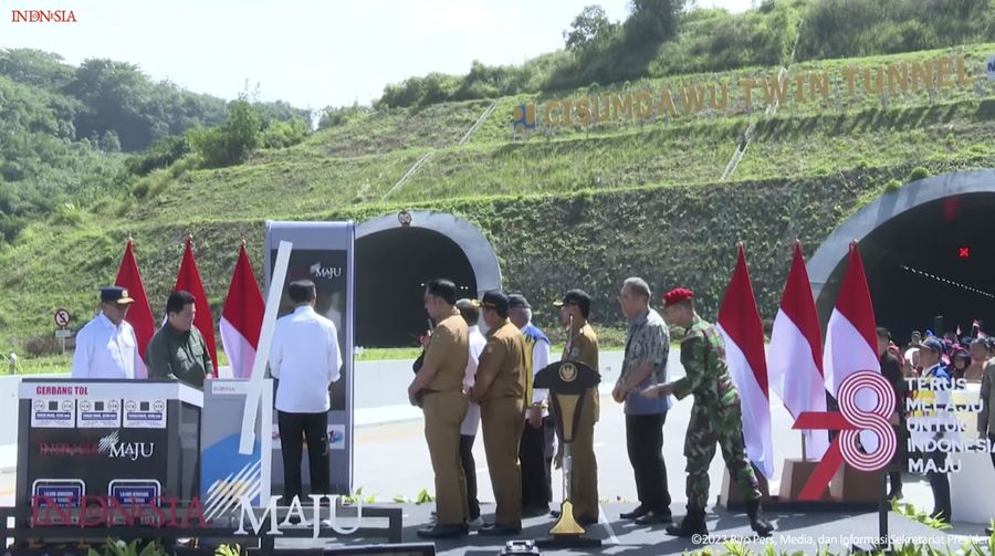 Presiden Jokowi Resmikan Jalan Tol Cileunyi-Sumedang-Dawuan (Cisumdawu), Sumedang, Selasa (11/7/2023). (Tangkapan Layar Youtube Sekretariat Presiden)