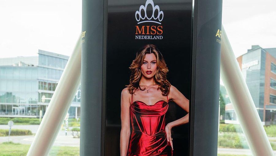 Rikkie Valerie Kollé dinobatkan sebagai Miss Netherland 2023. Kolle adalah menjadi wanita transgender pertama yang meraih gelar Miss Netherlands. (Dok. missnederland.nl)