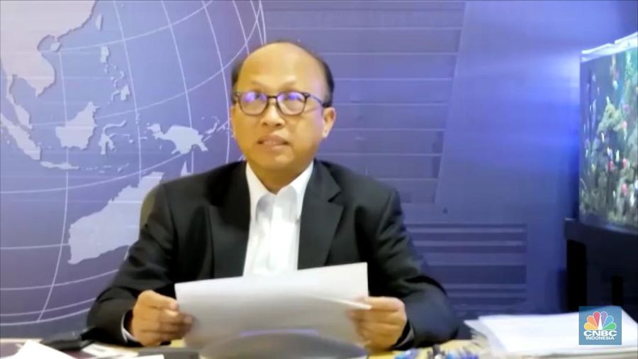 Sekretaris Jendral Kementerian Ketenagakerjaan, Anwar Sanusi dalam Economic Update yang berlangsung pada Rabu, (12/7/2023). (CNBC Indonesia TV)