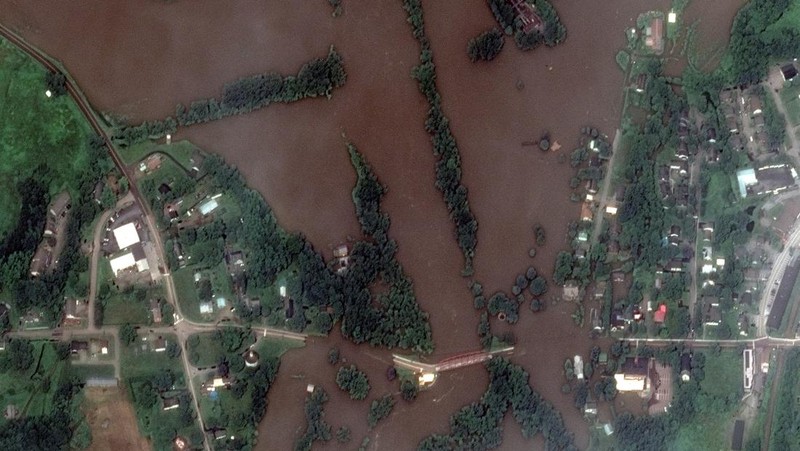 Banjir landa Richmond, Vermont, Amerika Serikat. (AP Photo/Steven Senne)