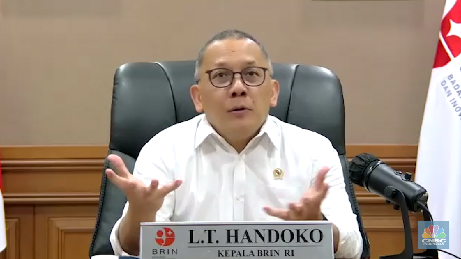 Kepala BRIN RI L.T Handoko dalam Economic Update yang berlangsung pada Kamis, (13/7/2023). (CNBC Indonesia TV)