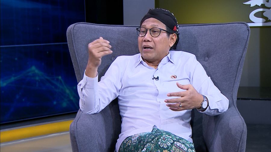 Menteri Desa, Pembangunan Daerah Tertinggal dan Transmigrasi, Abdul Halim Iskandar dalam Economic Update yang berlangsung pada Rabu, (12/7/2023). (CNBC Indonesia TV)