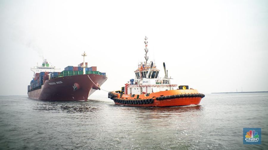 Pelindo Jasa Maritim memprioritaskan keselamatan melalui pedoman Keselamatan dan Kesehatan Kerja dan Lingkungan (K3L), serta Manajemen Keselamatan di bidang marine untuk menjaga marine awareness para awak kapal. (Dok. Pelindo Jasa maritim)