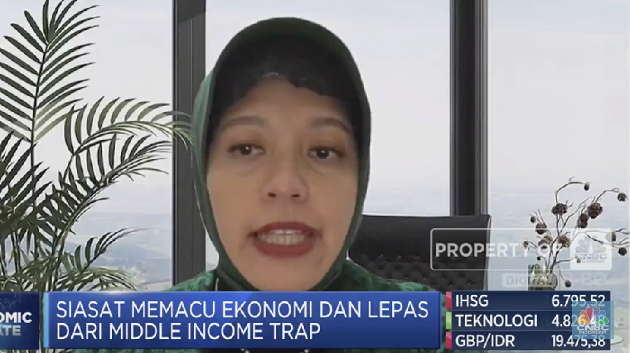 Deputi Bidang Ekonomi Kementerian PN/Bappenas, Amalia Adininggar W dalam Economic Update yang berlangsung pada Kamis, (13/7/2023). (CNBC Indonesia TV).