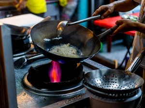 Jadi Andalan Tukang Nasgor, Ini 6 Fakta Wok Pan yang Ikonik
