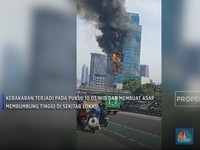 Gedung K-Link Jakarta Terbakar, 22 Mobil Damkar Diturunkan