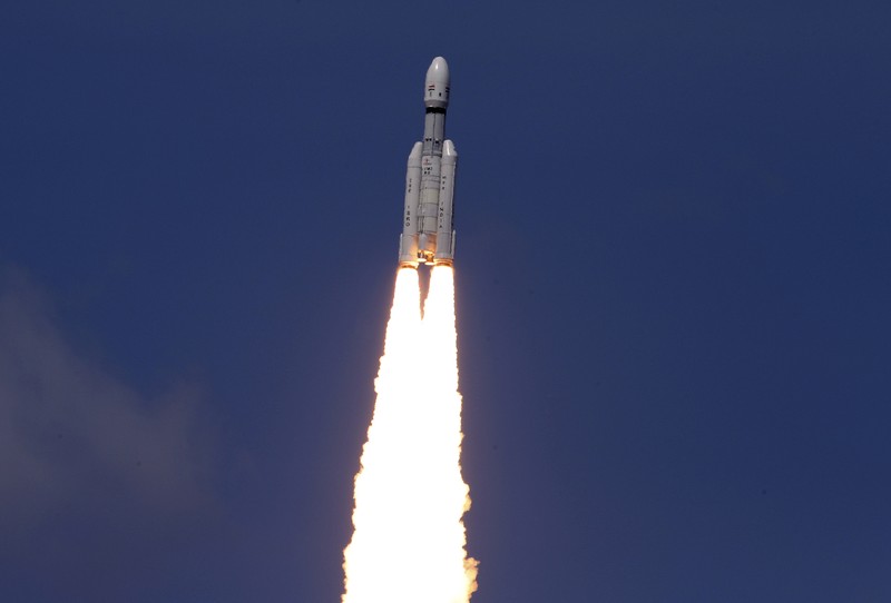 Dalam foto yang dirilis oleh Organisasi Penelitian Luar Angkasa India (ISRO), pesawat ruang angkasa India Chandrayaan-3, kata untuk 