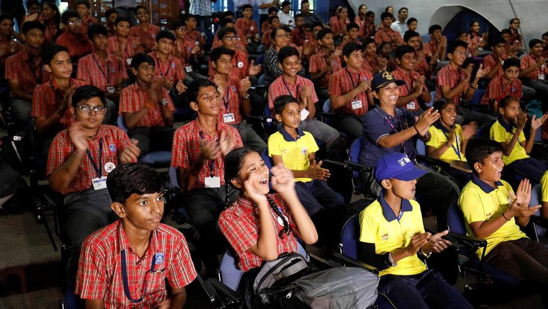 Dalam foto yang dirilis oleh Organisasi Penelitian Luar Angkasa India (ISRO), pesawat ruang angkasa India Chandrayaan-3, kata untuk 