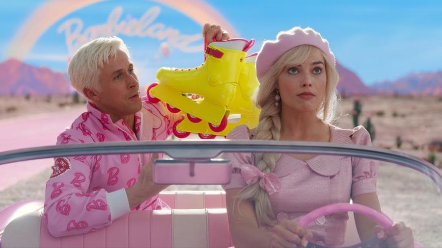This mage released by Warner Bros. Pictures showsRyan Gosling, left, and Margot Robbie in a scene from 