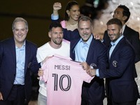 Sah! Lionel Messi Pakai Jersey Pink Inter Miami