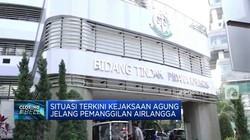 Video: Kejagung Panggil Menteri Airlangga, Ada Apa?
