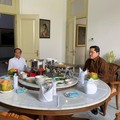 Sowan ke Jokowi, Prabowo & Erick Disuguhi Kelapa Muda