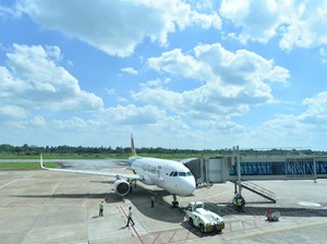 Luhut Bilang Tiket Pesawat RI Termahal Kedua, Apa Kata Maskapai?