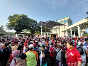 Survei: Penduduk Kota Surabaya Jadi Paling Mahir Berbahasa Inggris di RI