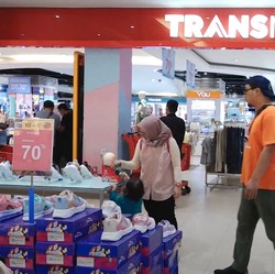 Transmart Pesta Diskon, Ada yang Borong Anggur-Daging Ayam