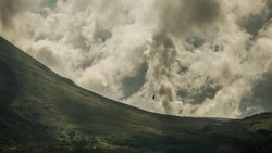 Status Gunung Lokon Sulut Level II, Waspada Potensi Lahar di Sungai