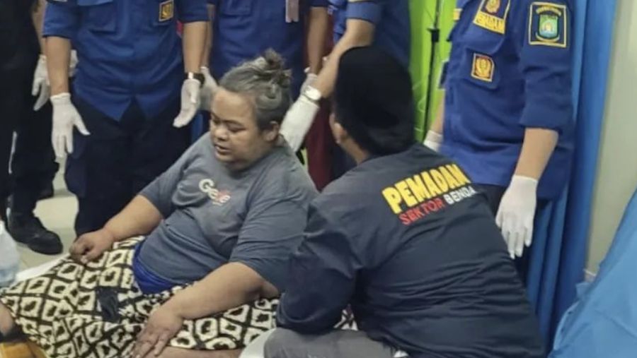 Pria Obesitas 200 Kg Asal Tangerang. ( Instagram/BPBD Kota Tangerang)