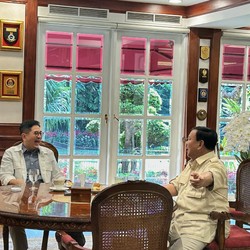 Bos Kadin Temui Prabowo di Kemhan RI: Bahas Masa Depan Bangsa