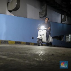 Makin Ngacir, Intip Vespa Klasik Dikonversi Motor Listrik