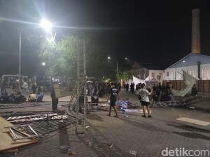 Video: Terjadi Lagi Kericuhan di Konser SID