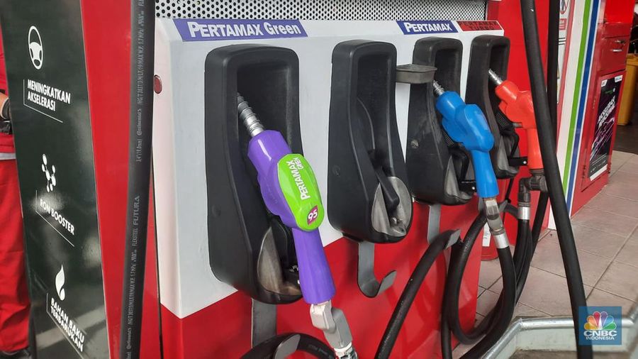 BBM Pertamax Green (RON 95) PT Pertamina (Persero) di SPBU Pertamina MT Haryono, Jakarta Selatan, Senin (24/7/2023). (վ/Firda Dwi Muliawati)