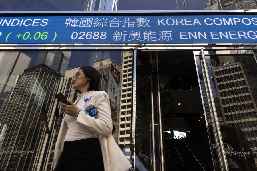 Ilustrasi Wall Street. (AP/Louise Delmotte)