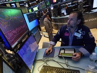 Wall Street Kompak Dibuka Hijau, Ini Pemicunya