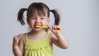 Takut Anak Nelan Pasta Gigi? Ini Pentingnya Fluoride dengan Kadar yang Aman 