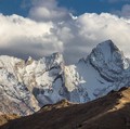 Sendiri di Puncak Beku, Pendaki Rusia Tak Lagi Terdeteksi Hidup