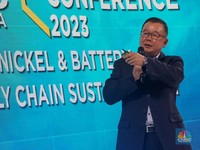 Pak Jokowi, RI Gak Boleh 'Selow' Soal Tarik Investasi Asing!