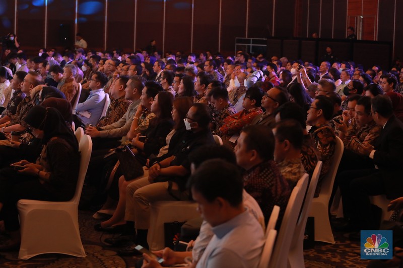 Suasaana peserta CNBC Indonesia Nickel Conference 2023 pada Selasa, (25/7/2023). Suasaana peserta CNBC Indonesia Nickel Conference 2023 pada Selasa, (25/7/2023). (CNBC Indonesia/Faisal Rahman)