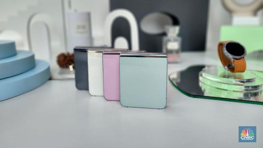 Samsung Galaxy Z Flip 5. (CNBC Indonesia/Tini Bohang)