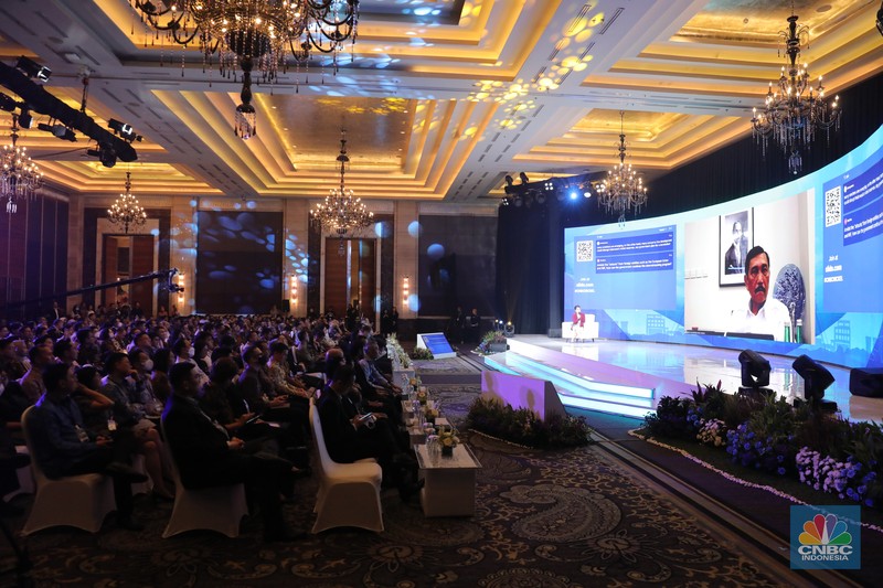 Suasaana peserta CNBC Indonesia Nickel Conference 2023 pada Selasa, (25/7/2023). Suasaana peserta CNBC Indonesia Nickel Conference 2023 pada Selasa, (25/7/2023). (CNBC Indonesia/Faisal Rahman)