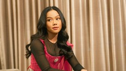 Chord dan Lirik Risalah Hati-Dewa 19 Versi Yura Yunita yang Lagi Trending