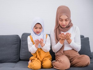 26 Doa Sehari-hari untuk Siswa di Sekolah, Mudah Dihafal Anak PAUD, TK, SD