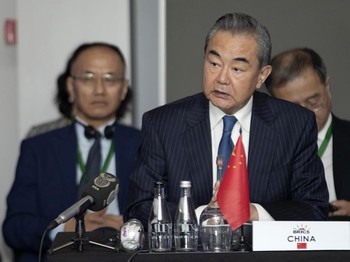 China Bela Iran, Sebut Punya Hak Lawan Perang AS-Israel