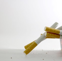 Tok! Harga Eceran Rokok Putih Naik 5% per 1 Januari 2025