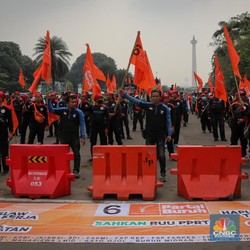 Buruh Tuntut UMP 2024 Rp5,6 Juta, Pengusaha Ingatkan Waspada