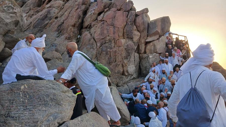Gua Hira dipadati pengunjung usai puncak haji. (Dok. Detikcom/Erwin Dariyanto)