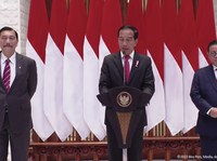 Ramai Isu Kudeta Airlangga, Jokowi: Itu Urusan Golkar!