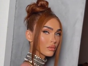 Megan Fox Posting Foto Tanpa Makeup, Penampilannya Tidak Dikenali