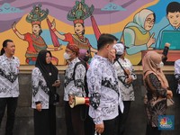 Kantor Mas Menteri Nadiem Didemo Para Guru, Kenapa?