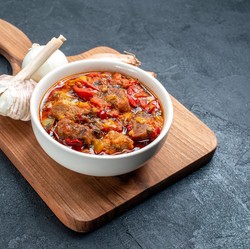 Alasan Ilmiah Kenapa Warga Indonesia Suka Makanan Pedas