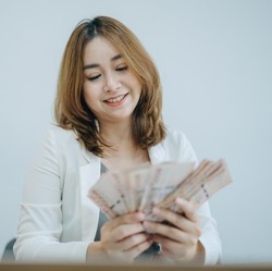 Mau Pensiun Muda? Lakukan Ini Biar Tabunganmu Gak Kemakan Inflasi