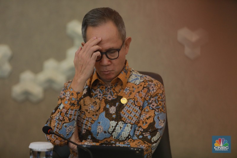 Gubernur Bank Indonesia Perry Warjiyo saat Konferensi Pers Devisa Hasil Ekspor (DHE) di Selasar Kretagama, Jakarta, Jumat (28/7/2023). (²©²ÊÍøÕ¾, Muhammad Sabki) Gubernur Bank Indonesia Perry Warjiyo saat Konferensi Pers Devisa Hasil Ekspor (DHE) di Selasar Kretagama, Jakarta, Jumat (28/7/2023). (²©²ÊÍøÕ¾, Muhammad Sabki)